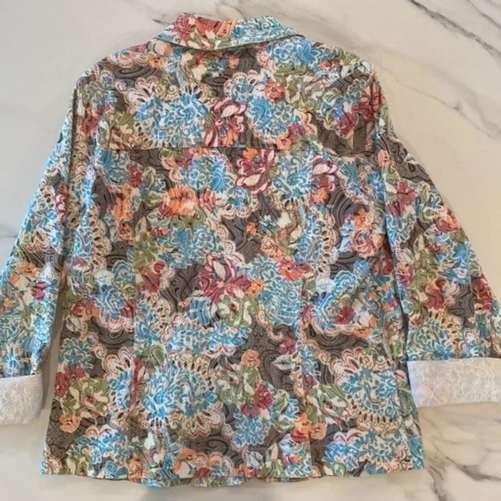 Joni B Floral Detailed Jacket | Size Large, Like New Condition! - Picture 3 of 5